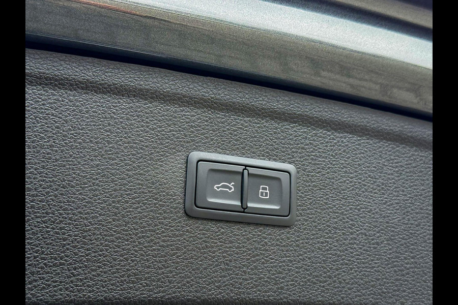 Audi Q5 55TFSI e 367pk Quattro Competition S Edition S-Line 1é Eig|19Dkm|Panoramadak|Luchtvering|HD Matrix|Memory|Virtual|Ambiance