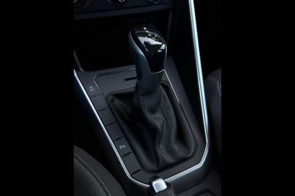 Volkswagen Polo 1.0 TSI Life CarPlay Camera LED