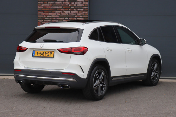 Mercedes-Benz GLA 200 Business Solution AMG Line | Panoramadak | Augmented Reality | Widescreen | Stoelverwarming | Cruise Control | Zitcomfortpakket | High Perf LED | Android Auto/Apple Carplay |