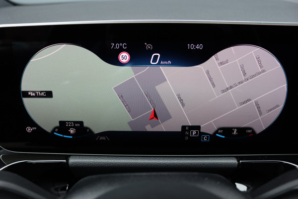 Mercedes-Benz GLA 200 Business Solution AMG Line | Panoramadak | Augmented Reality | Widescreen | Stoelverwarming | Cruise Control | Zitcomfortpakket | High Perf LED | Android Auto/Apple Carplay |