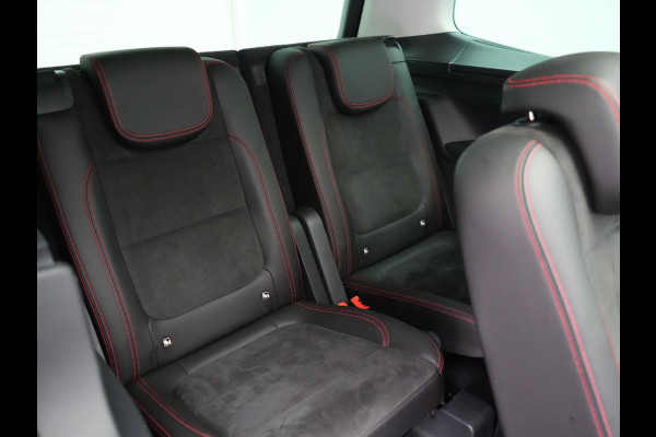 Seat Alhambra 1.4 TSI FR Business Intense 7 Persoons 150pk Dealer O.H. | Trekhaak Af Fabriek | Panodak | Adaptive Cruise | Camera | Apple Carplay | Alcantara Sportstoelen Verwarmd | Keyless | Blis | Navigatie | DAB |