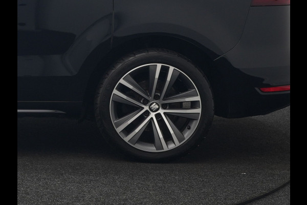 Seat Alhambra 1.4 TSI FR Business Intense 7 Persoons 150pk Dealer O.H. | Trekhaak Af Fabriek | Panodak | Adaptive Cruise | Camera | Apple Carplay | Alcantara Sportstoelen Verwarmd | Keyless | Blis | Navigatie | DAB |
