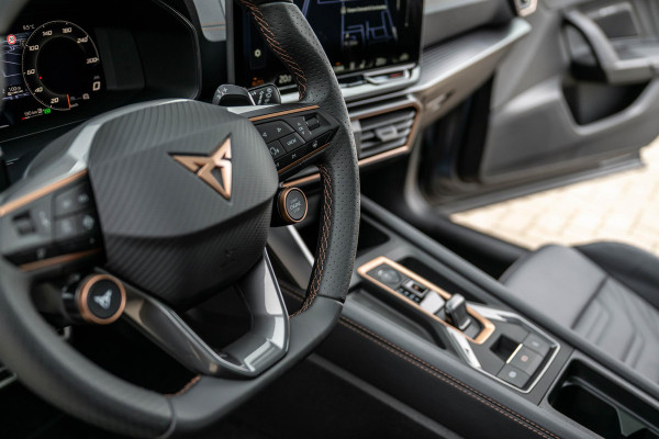 CUPRA Formentor 1.5 TSI e-Hybrid VZ Performance 272pk NP €65.000.-