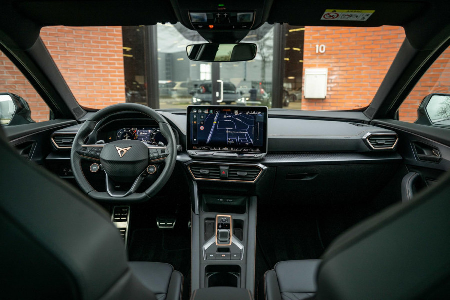 CUPRA Formentor 1.5 TSI e-Hybrid VZ Performance 272pk NP €65.000.-