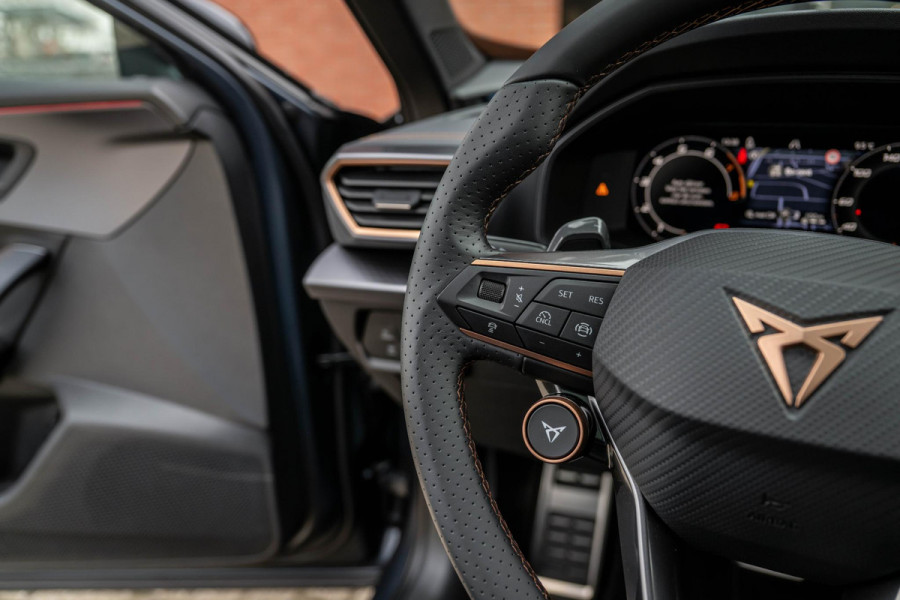 CUPRA Formentor 1.5 TSI e-Hybrid VZ Performance 272pk NP €65.000.-