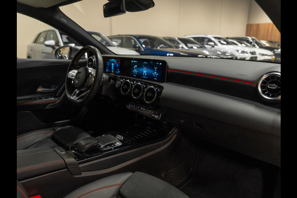 Mercedes-Benz A-Klasse A200 AMG Business Solution, Navi, Multistuur, Clima, Cruise, Camera, PDC, Led, Trekhaak, Voll Onderhouden