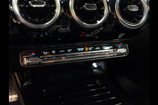 Mercedes-Benz A-Klasse A200 AMG Business Solution, Navi, Multistuur, Clima, Cruise, Camera, PDC, Led, Trekhaak, Voll Onderhouden