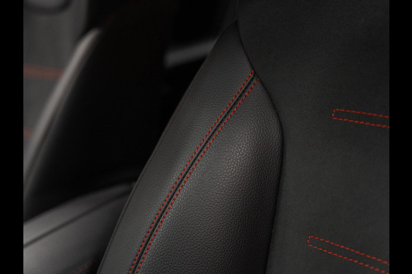 Mercedes-Benz A-Klasse A200 AMG Business Solution, Navi, Multistuur, Clima, Cruise, Camera, PDC, Led, Trekhaak, Voll Onderhouden