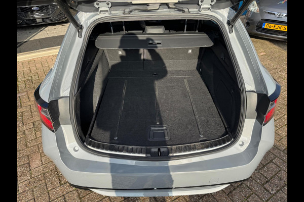 Toyota Corolla Touring Sports 2.0 Hybrid Executive AUT NAP!