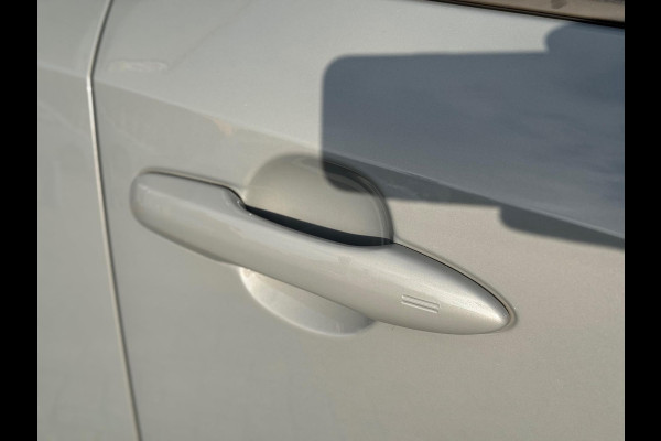 Toyota Corolla Touring Sports 2.0 Hybrid Executive AUT NAP!