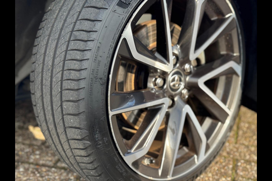 Toyota Corolla Touring Sports 2.0 Hybrid Executive AUT NAP!