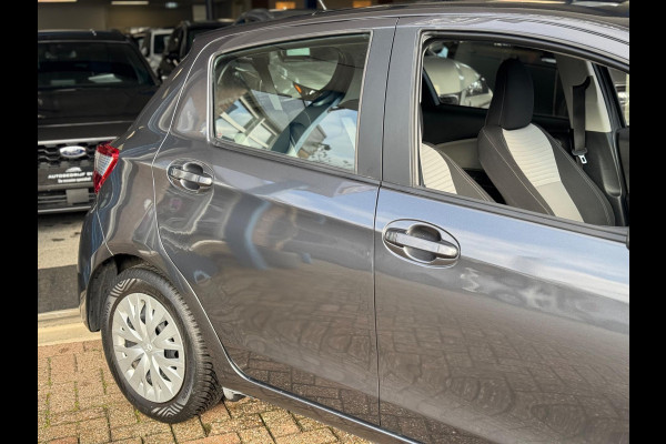 Toyota Yaris 1.5 Hybrid Active 2018 CLIMA Camera APK NAP!