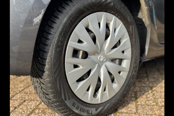 Toyota Yaris 1.5 Hybrid Active 2018 CLIMA Camera APK NAP!