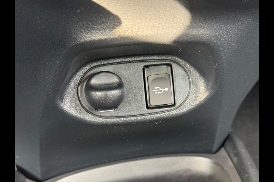 Toyota Yaris 1.5 Hybrid Active 2018 CLIMA Camera APK NAP!