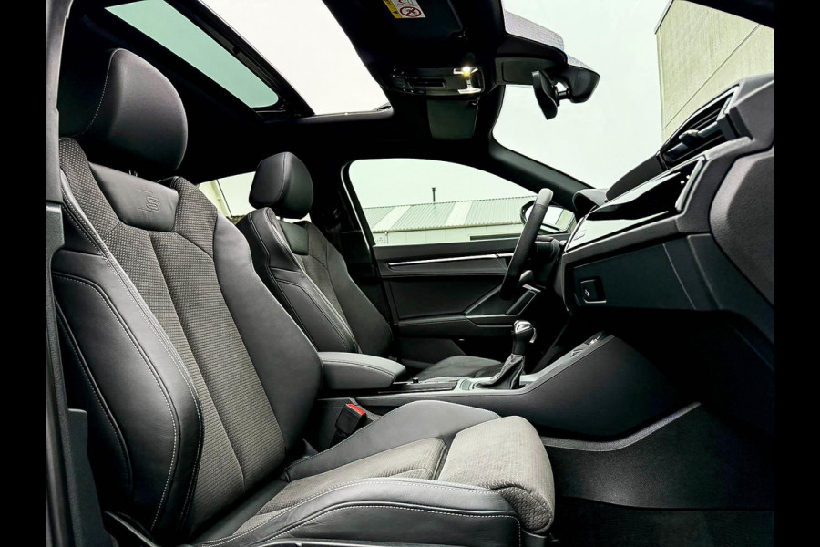 Audi Q3 Sportback 45TFSIe 245pk S-Tronic Competition S Edition S-Line 1é Eig Audi Exclusive|Pano|Sonos|Ambiance|Camera|Matrix|RSQ3