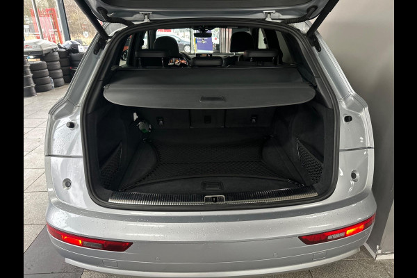 Audi Q5 2.0 TFSI quattro Sport S Line Black Edition