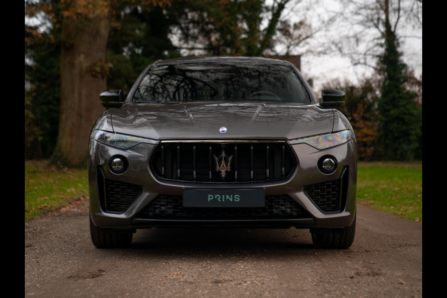Maserati Levante 3.0 V6 S AWD 430pk GranSport Facelift | Pano-dak | 21 inch | Harman/Kardon | 360 camera