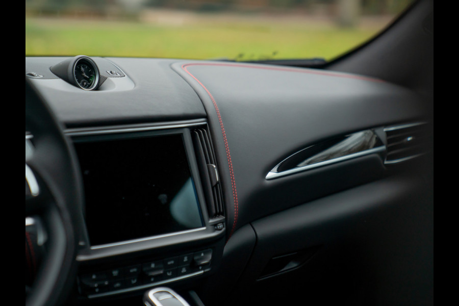 Maserati Levante 3.0 V6 S AWD 430pk GranSport Facelift | Pano-dak | 21 inch | Harman/Kardon | 360 camera