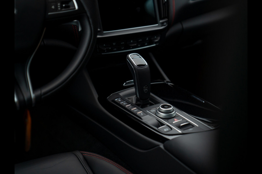 Maserati Levante 3.0 V6 S AWD 430pk GranSport Facelift | Pano-dak | 21 inch | Harman/Kardon | 360 camera