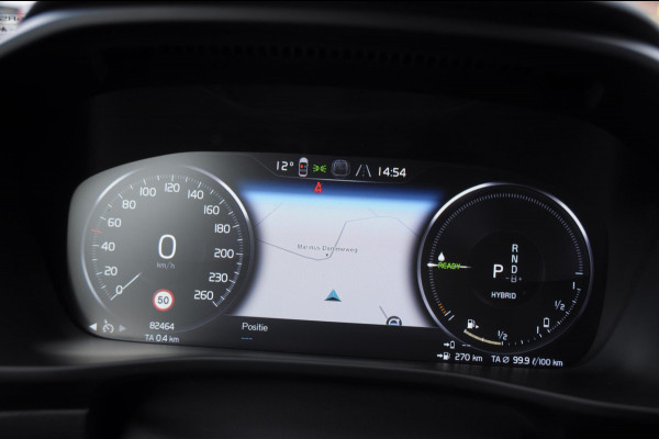 Volvo XC40 T4 211PK Automaat Core Bright / Apple carplay / Parkeersensoren met camera / Stoelverwarming / Elektrische achterklep / Keyless entry / Parkeersensoren met camera