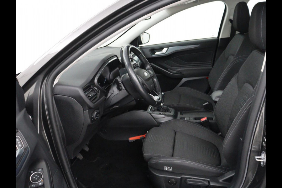 Ford Focus 1.0 EcoBoost Hybrid Active Business | Panoramadak | Stoelverwarming | Trekhaak | Comfortstoelen | Camera | Carplay | Keyless | Full LED | Navigatie