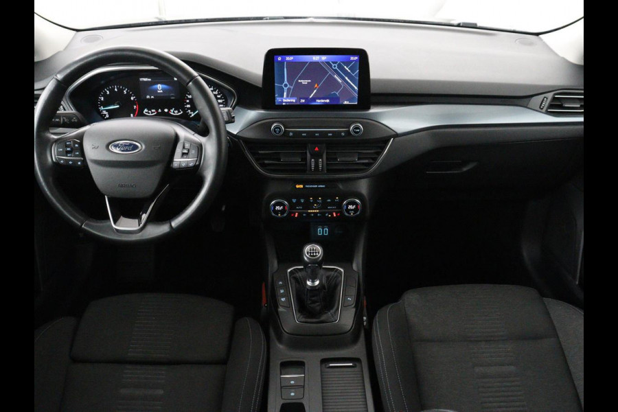 Ford Focus 1.0 EcoBoost Hybrid Active Business | Panoramadak | Stoelverwarming | Trekhaak | Comfortstoelen | Camera | Carplay | Keyless | Full LED | Navigatie