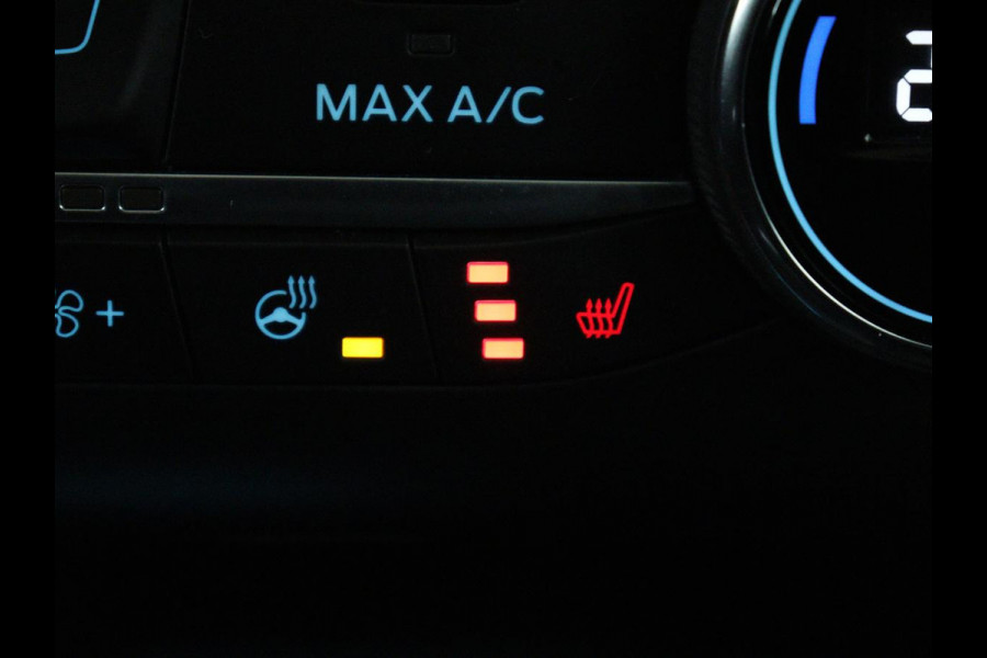 Ford Focus 1.0 EcoBoost Hybrid Active Business | Panoramadak | Stoelverwarming | Trekhaak | Comfortstoelen | Camera | Carplay | Keyless | Full LED | Navigatie