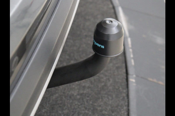 Ford Focus 1.0 EcoBoost Hybrid Active Business | Panoramadak | Stoelverwarming | Trekhaak | Comfortstoelen | Camera | Carplay | Keyless | Full LED | Navigatie