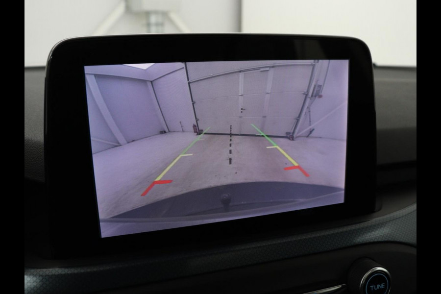 Ford Focus 1.0 EcoBoost Hybrid Active Business | Panoramadak | Stoelverwarming | Trekhaak | Comfortstoelen | Camera | Carplay | Keyless | Full LED | Navigatie