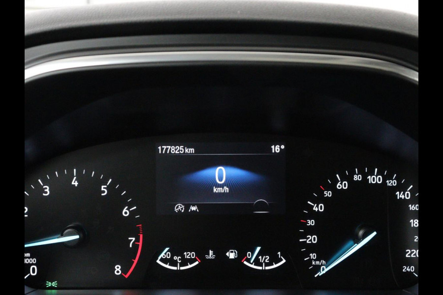 Ford Focus 1.0 EcoBoost Hybrid Active Business | Panoramadak | Stoelverwarming | Trekhaak | Comfortstoelen | Camera | Carplay | Keyless | Full LED | Navigatie