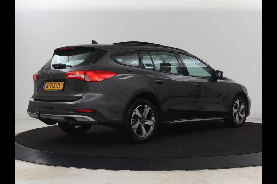 Ford Focus 1.0 EcoBoost Hybrid Active Business | Panoramadak | Stoelverwarming | Trekhaak | Comfortstoelen | Camera | Carplay | Keyless | Full LED | Navigatie