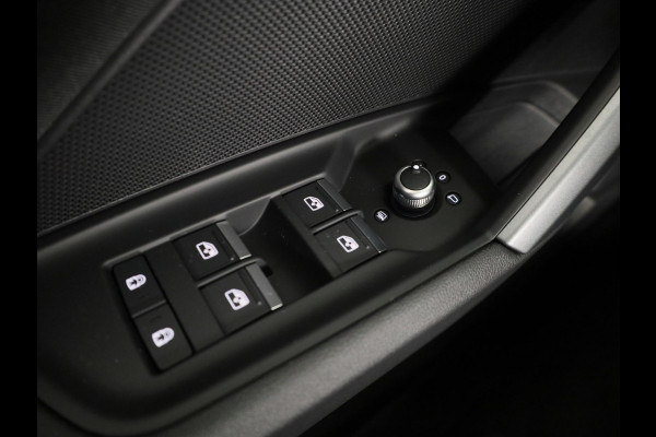 Audi A3 Sportback Pro Line 40 TFSI e 204 pk | Parkeerhulp plus | Stoelverwarming voor | Automatische klimaatregeling | Audi smartphone interface |