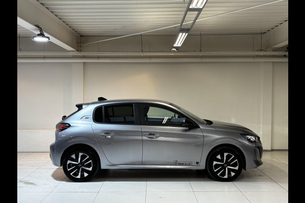 Peugeot e-208 EV Business 51kWh 156