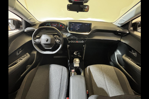 Peugeot e-208 EV Business 51kWh 156