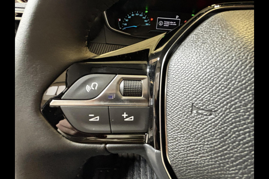 Peugeot e-208 EV Business 51kWh 156