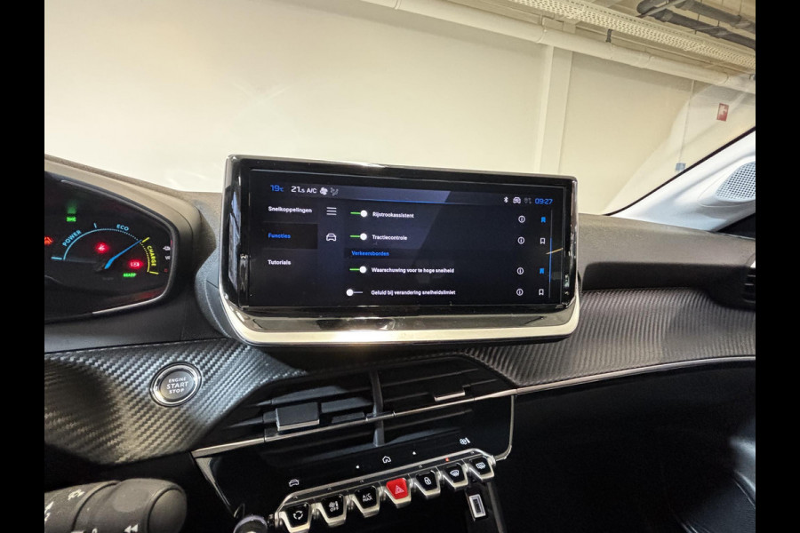 Peugeot e-208 EV Business 51kWh 156