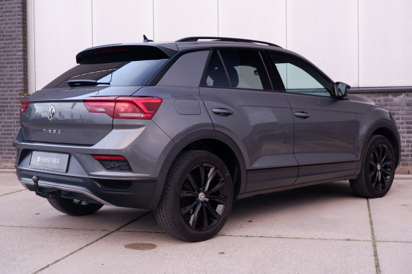 Volkswagen T-Roc 1.5 TSI Sport | Pano | Trekhaak | LED | Carplay | Camera | Virtual Cockpit | PDC