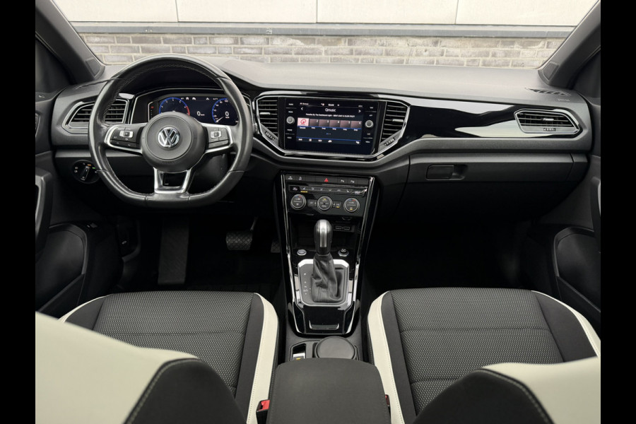 Volkswagen T-Roc 1.5 TSI Sport | Pano | Trekhaak | LED | Carplay | Camera | Virtual Cockpit | PDC