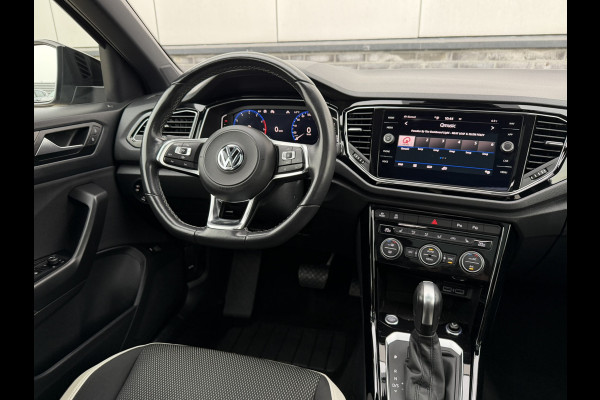Volkswagen T-Roc 1.5 TSI Sport | Pano | Trekhaak | LED | Carplay | Camera | Virtual Cockpit | PDC