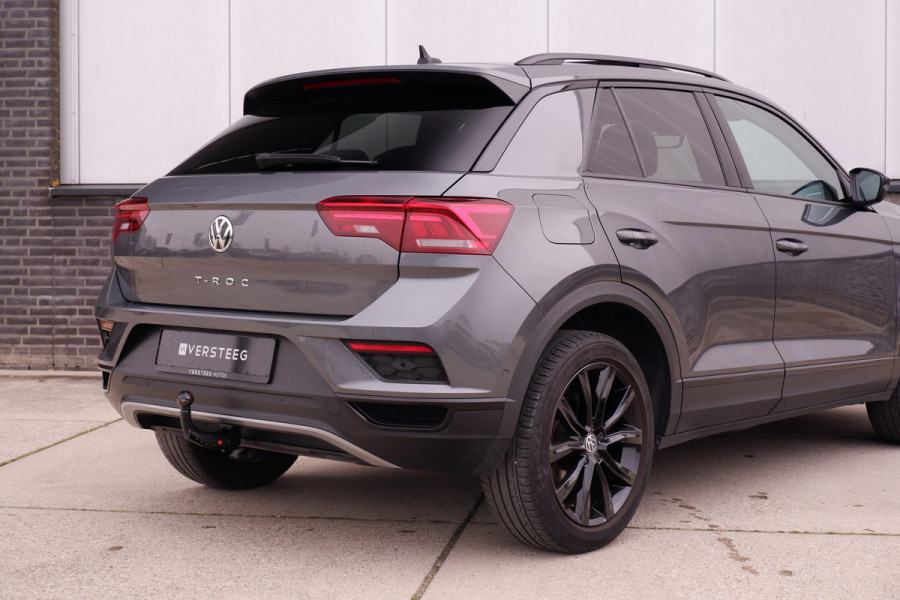 Volkswagen T-Roc 1.5 TSI Sport | Pano | Trekhaak | LED | Carplay | Camera | Virtual Cockpit | PDC