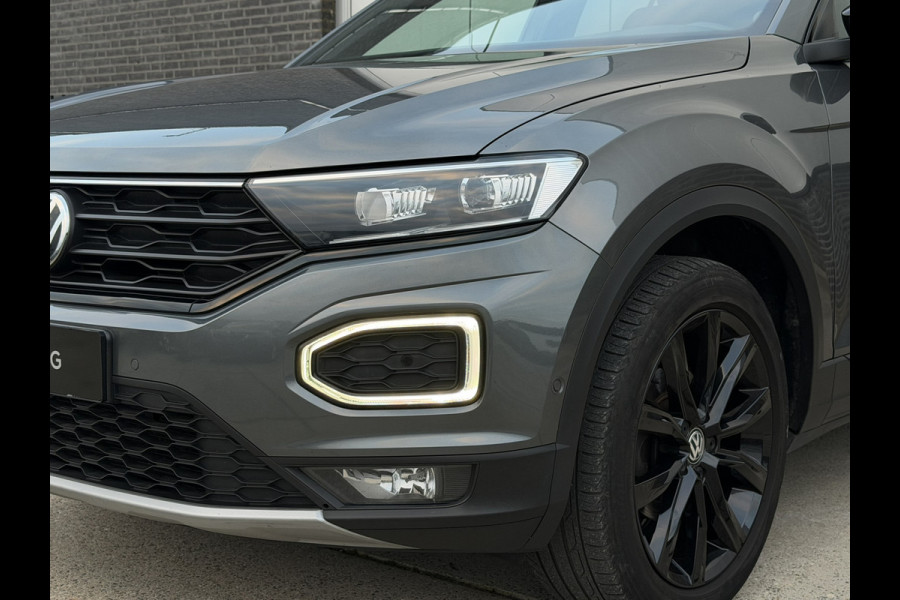 Volkswagen T-Roc 1.5 TSI Sport | Pano | Trekhaak | LED | Carplay | Camera | Virtual Cockpit | PDC