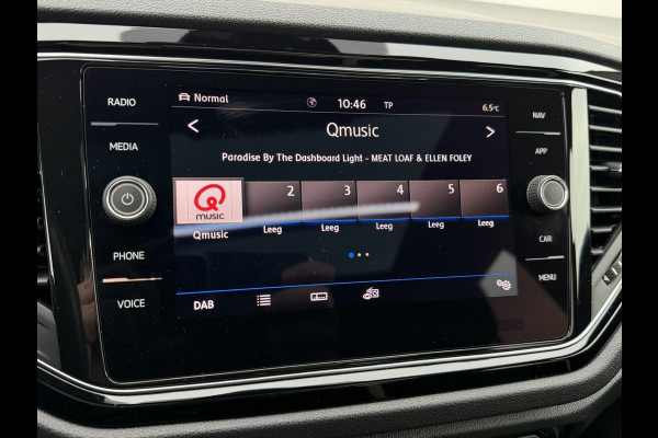 Volkswagen T-Roc 1.5 TSI Sport | Pano | Trekhaak | LED | Carplay | Camera | Virtual Cockpit | PDC