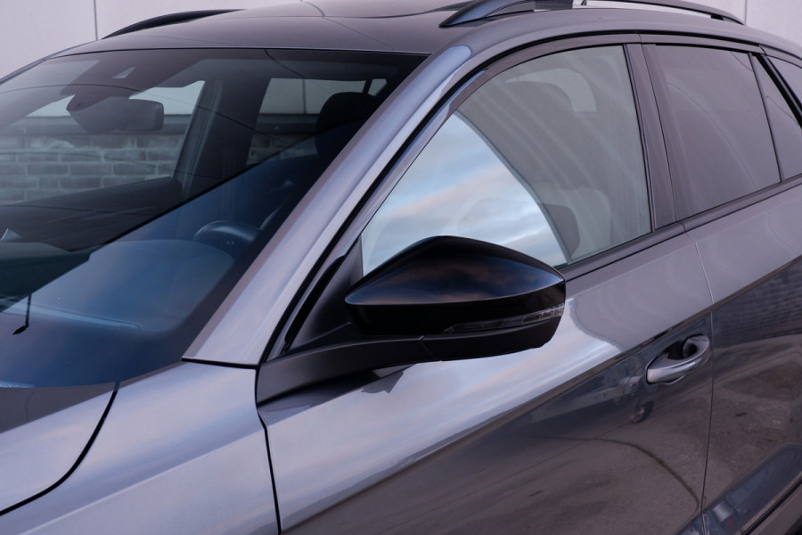 Volkswagen T-Roc 1.5 TSI Sport | Pano | Trekhaak | LED | Carplay | Camera | Virtual Cockpit | PDC