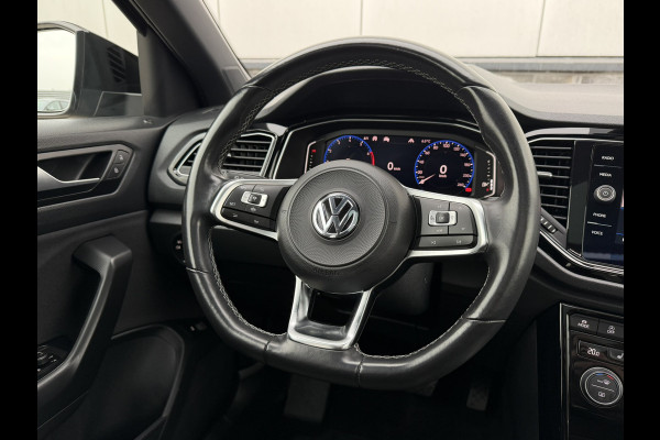 Volkswagen T-Roc 1.5 TSI Sport | Pano | Trekhaak | LED | Carplay | Camera | Virtual Cockpit | PDC
