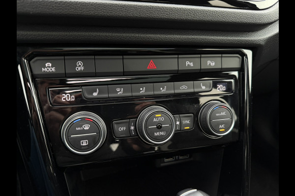 Volkswagen T-Roc 1.5 TSI Sport | Pano | Trekhaak | LED | Carplay | Camera | Virtual Cockpit | PDC