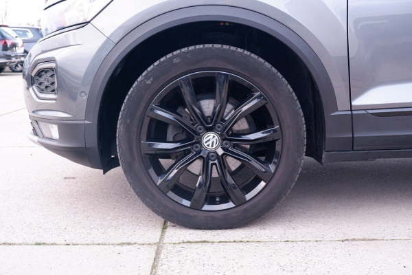 Volkswagen T-Roc 1.5 TSI Sport | Pano | Trekhaak | LED | Carplay | Camera | Virtual Cockpit | PDC