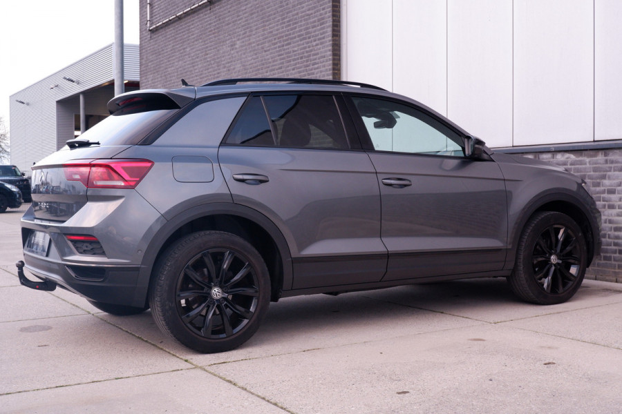 Volkswagen T-Roc 1.5 TSI Sport | Pano | Trekhaak | LED | Carplay | Camera | Virtual Cockpit | PDC