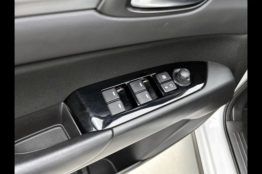 Mazda CX-5 2.0 SkyActiv-G 165 TS EXPORT PRICE (Goed onderH, Navi, Trekhaak, Climate Con, Cruise Con, Etc)