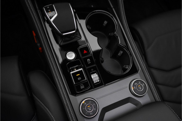 Volkswagen Touareg 3.0 TSi eHybrid 4MOTION R Luchtv ACC Elek Trekhaak Ori NL