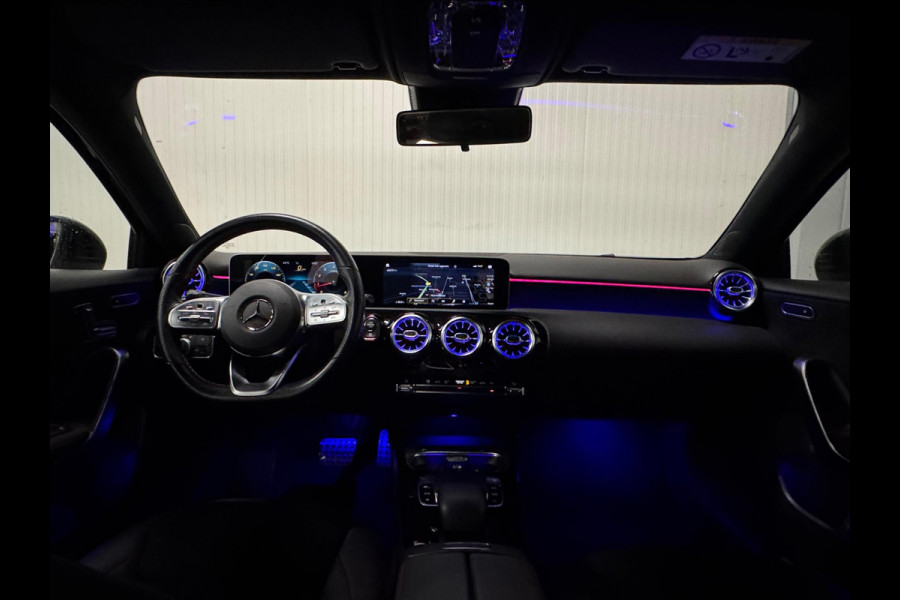 Mercedes-Benz A-Klasse 180 Business Solution AMG | AMBIANCE | CAMERA | LED | DODEHOEK